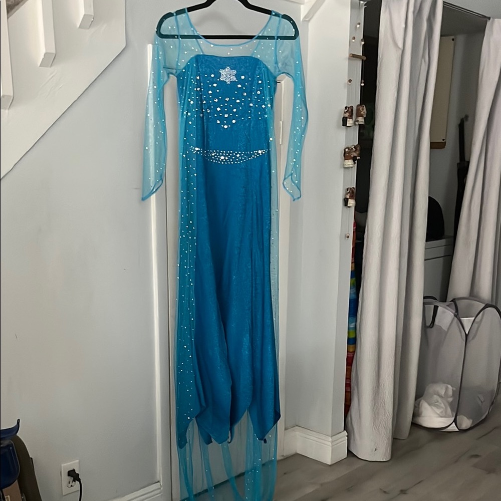 Elsa dress Blue Long Sleeve Dress with Rhinestones in very good condition
